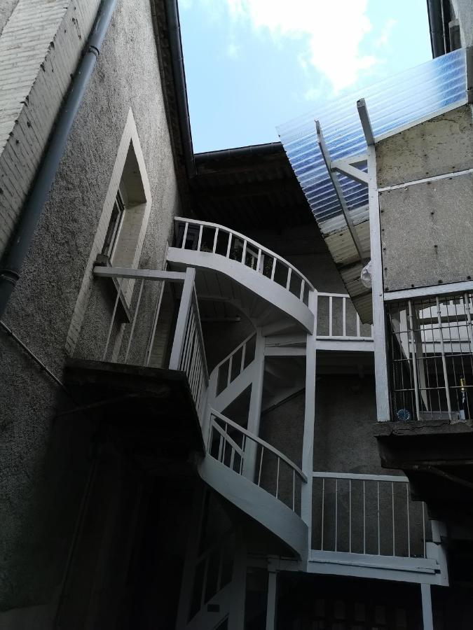 Un Appartement Qui A Du Chien Épernay Exteriér fotografie