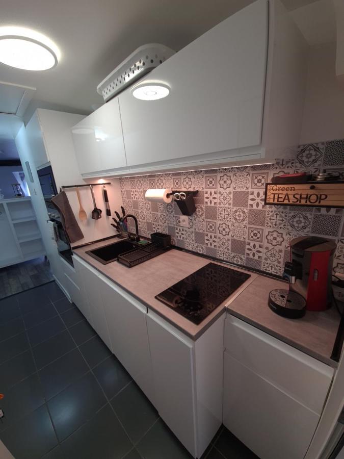 Un Appartement Qui A Du Chien Épernay Exteriér fotografie